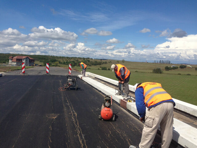 Lucrări în desfășurare