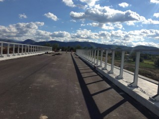 VictemaCons lucrări